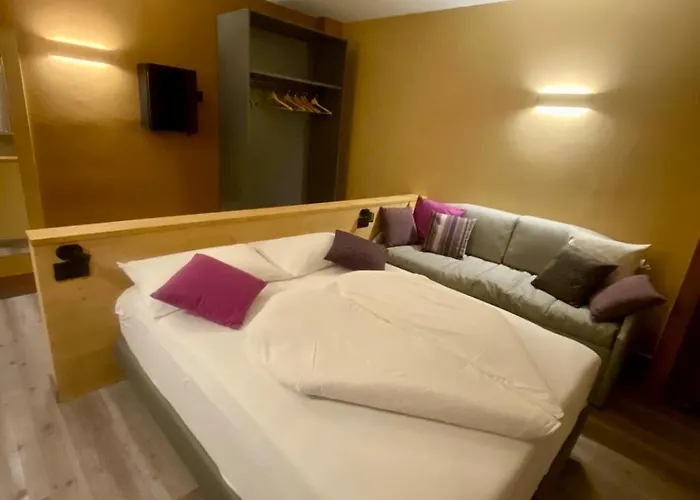 Carla Failela Hotel